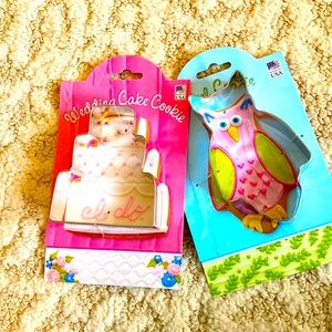 NEW set of Ann Clark cookie cutters with recipes. Owl & Wedding Cake